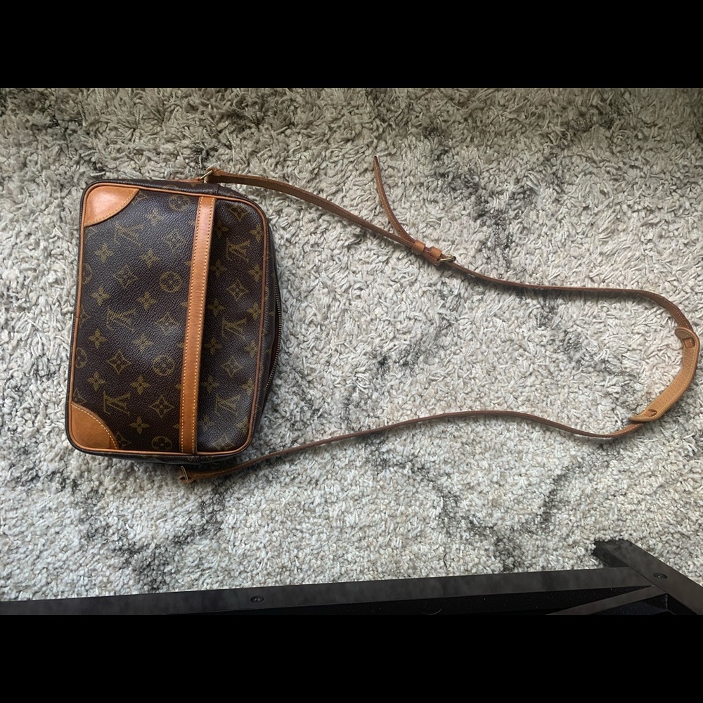 Louis Vuitton Crossbody